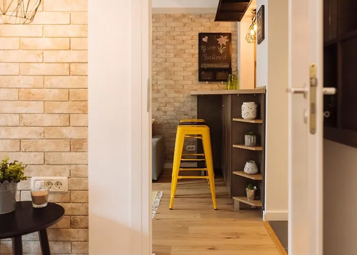 Old Town - Cosy Apartman Bukarest